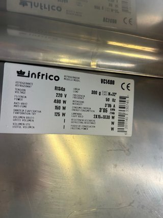 Vitrina Refrigerada Profesional Infrico VC1400