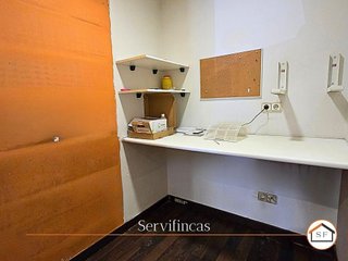 Local comercial en venta en Adelfas en Madrid