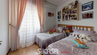 Piso en venta en Villayuventus-Renfe en Parla