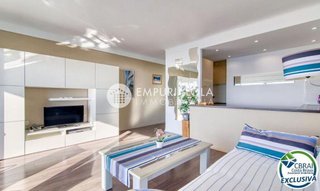 Piso en venta en Port Esportiu - Puig Rom - Canyelles en Roses