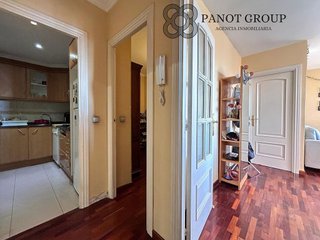 Piso en venta en Can Baró en Barcelona