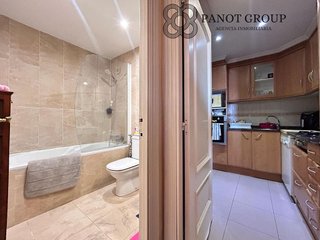 Piso en venta en Can Baró en Barcelona
