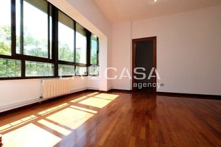 Piso en venta en Vilapicina i la Torre Llobeta en Barcelona