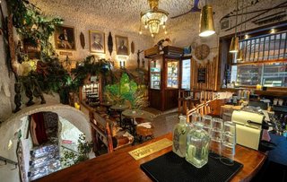 Bar en venta en El Gòtic en Barcelona