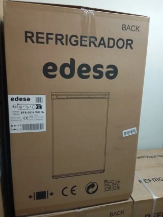 Mini nevera Edesa EFS-0814 WH/A