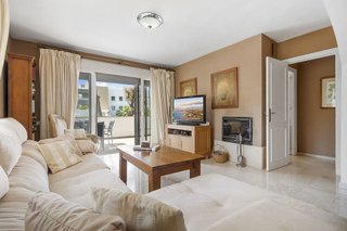 Piso en venta en Nueva Andalucía centro en Marbella