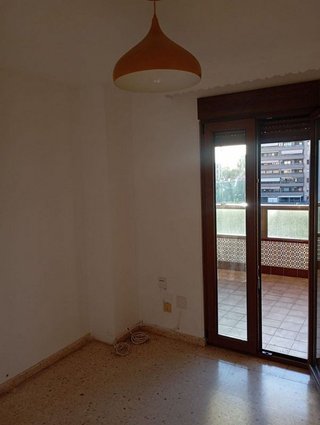 Piso en venta en Puerta Blanca en Málaga