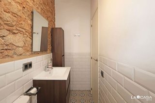 Piso en venta en El Raval en Barcelona
