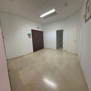 Oficina en venta en La Calzada en Sevilla