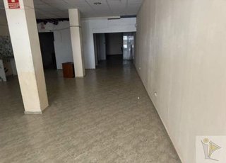 Local comercial en venta en Torres de la Alameda