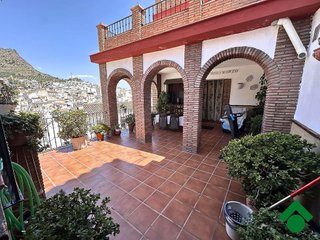 Casa adosada en venta en Álora