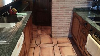 Local comercial en venta en Portillejo - Valdegastea en Logroño