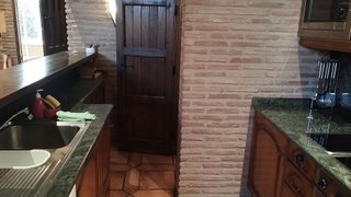Local comercial en venta en Portillejo - Valdegastea en Logroño