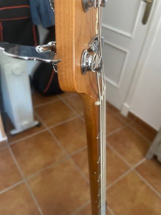 Bajo Eléctrico Charvel Azul