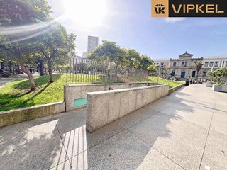 Garaje en venta en Ensanche en Coruña (A)