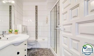 Piso en venta en Port Esportiu - Puig Rom - Canyelles en Roses
