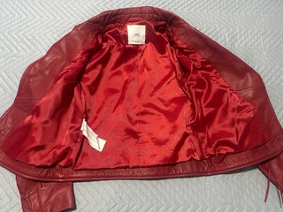 Chaqueta cuero roja Mango