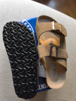 Sandalias Birkenstock caqui Talla 39