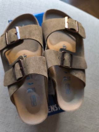 Sandalias Birkenstock caqui Talla 39