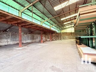 Nave industrial en venta en Matamá - Beade - Bembrive - Valádares - Zamáns en Vigo