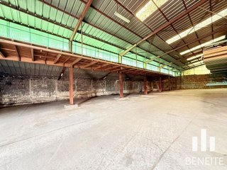 Nave industrial en venta en Matamá - Beade - Bembrive - Valádares - Zamáns en Vigo