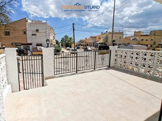 Casa adosada en venta en Formentera del Segura