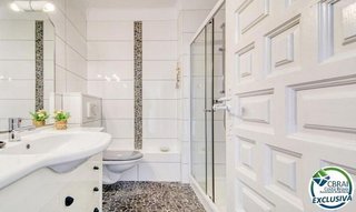 Piso en venta en Port Esportiu - Puig Rom - Canyelles en Roses