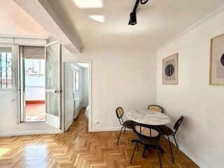 Ático en alquiler en Palos de Moguer en Madrid