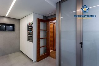 Casa pareada en venta en Bola de Oro - Serrallo en Granada