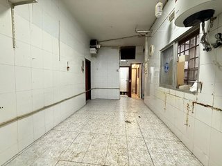 Local comercial en venta en Moscardó en Madrid