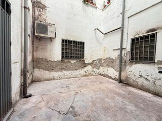 Local comercial en venta en Moscardó en Madrid