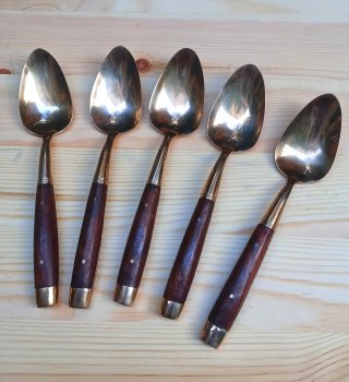 Set di 5 cucchiaini antichi in ottone e legno