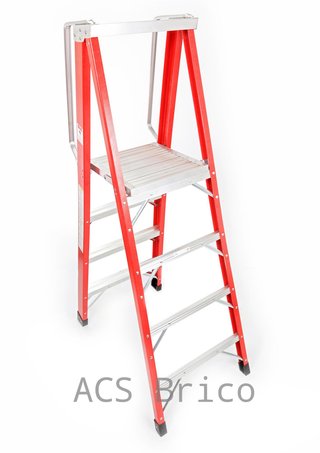 Escalera Fibra Tijera 2x4 - 1,14 Metros - 10400 - Mader