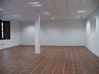 Edificio en venta en Miraflores de la Sierra