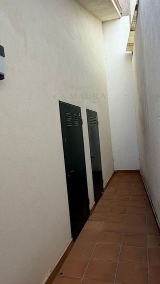 Edificio en venta en Miraflores de la Sierra