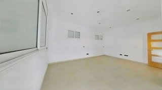 Piso en venta en El Camp de l'Arpa del Clot en Barcelona