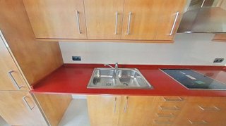 Piso en venta en El Camp de l'Arpa del Clot en Barcelona