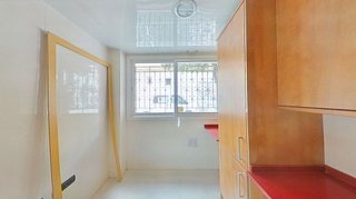 Piso en venta en El Camp de l'Arpa del Clot en Barcelona