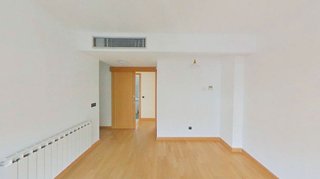 Piso en venta en Canillas en Madrid