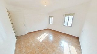 Piso en venta en Fondo en Santa Coloma de Gramanet