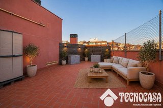 Ático en venta en Sants en Barcelona