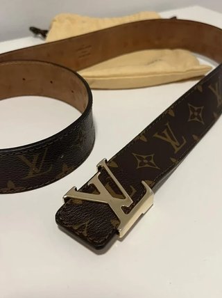 Cinturón LV marrón dorado talla 95