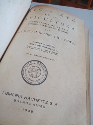 ABC y XYZ de la Apicultura. 1948.