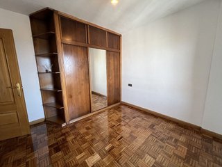 Piso en alquiler en El Polígono en Gijón