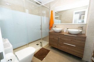 Piso en venta en Zona Piscinas en Burriana