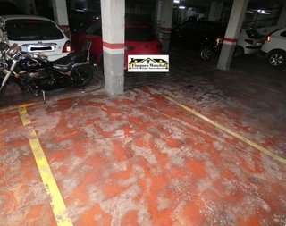 Garaje en venta en La Morera en Badalona