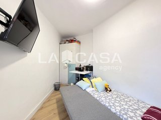 Ático en venta en La Prosperitat en Barcelona