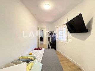 Ático en venta en La Prosperitat en Barcelona