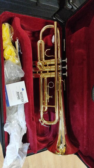 Trompeta Besson BE1010 Dorada