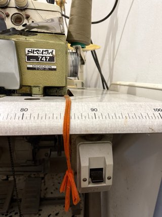 Remalladora Industrial Siruba 747 Overlock